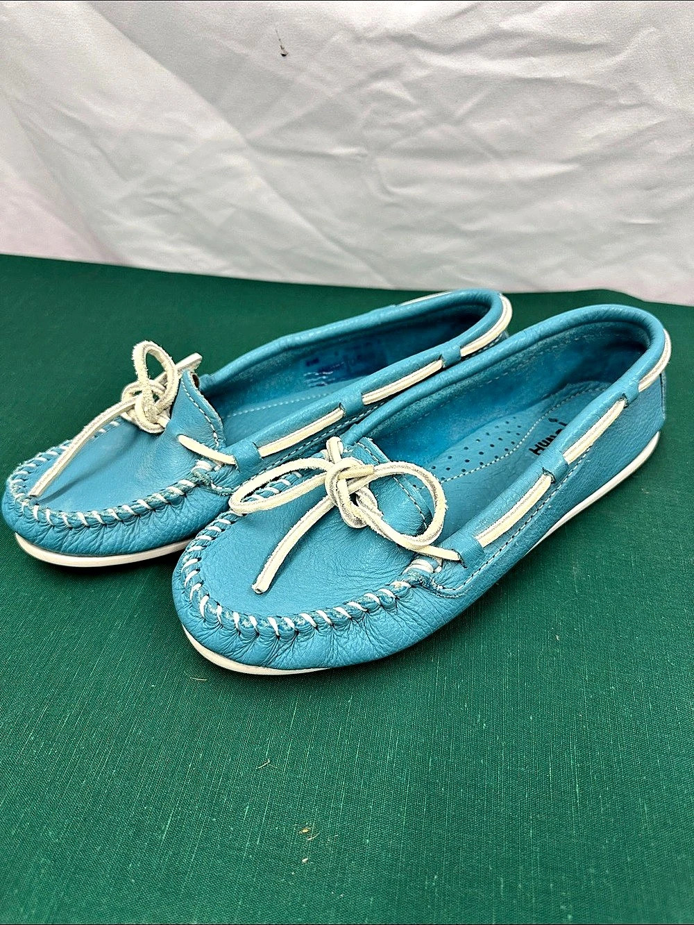 Minnetonka Minnie Blue Moccasin Flats G118